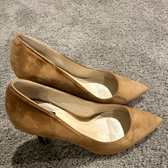 White House Black Market Tan Women's Shoes Size 7 - Picture 6 of 11